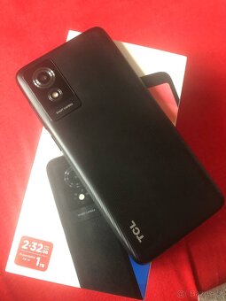 Prodám mobilní telefon TLC 501 - 2