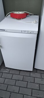 Liebherr mrazak - 2