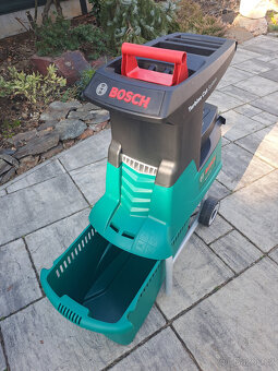 Drtič větví Bosch ATX 25TC - 2