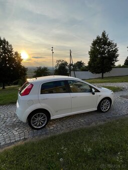 Fiat Punto 1.4 16v 70kw sport - 2