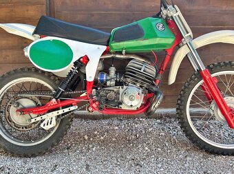ČZ 250 rok 1976 motokross - 2