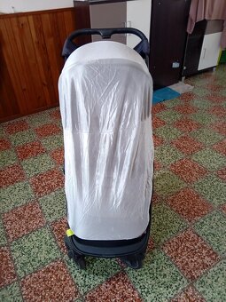 Moskytiéra Britax Römer s ochranou proti slunečnímu záření - 2