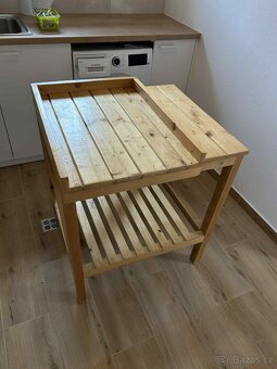 Přebalovací pult - 2