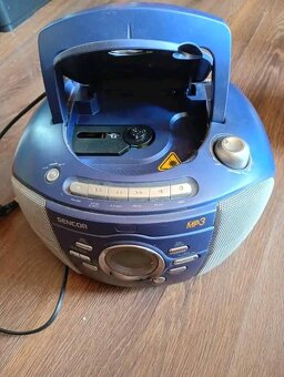 Prodáme rádio plně funkční - 2