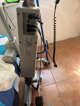 invalidni set postel zvedak toaleta kreslo - 2