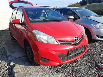 Izolace kapoty Toyota Yaris - 2