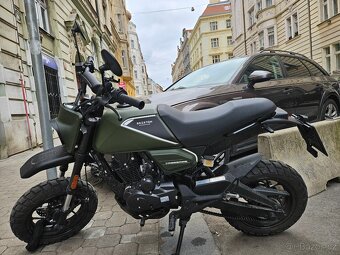 Brixton Crossfire 125 XS - 2