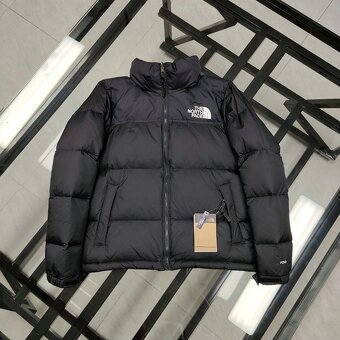 The North Face Nuptse 700 Péřová Zimní Bunda Černá - 2