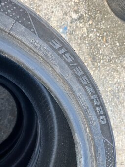 315/35R20 letní pneu - 2