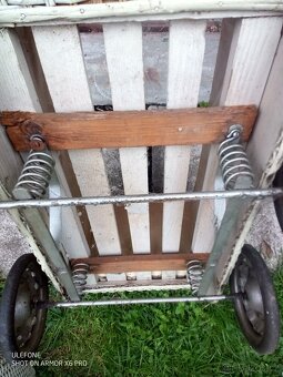 Kočárek pro panenky - 2