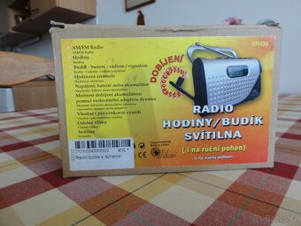 Radio hodiny/budík avítilna - 2