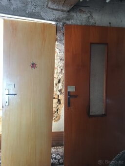 Nabízíme dveře. - 2