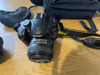 Nikon 3200 + dva objektivy + brašna + stativ - 2