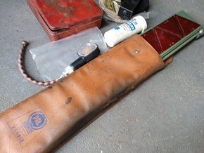 Staré příslušenství do auta - 2