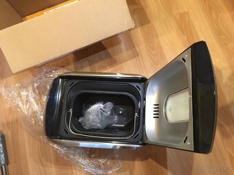 Domácí pekárna ETA za 2.999,- - NOVÁ - 2