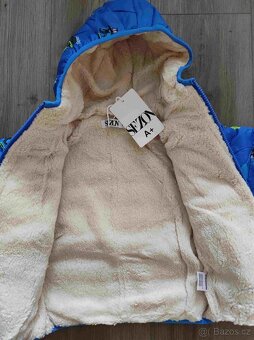 Zimní chlapecká bunda s bagry nová - 2