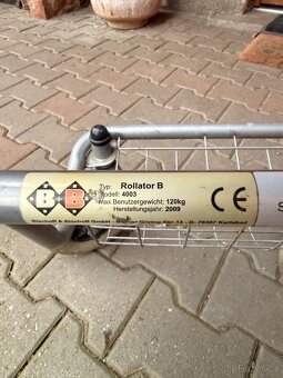 Chodítko pro seniory - 2