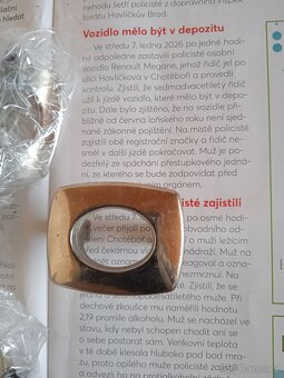 Nerezové úchytky. - 2