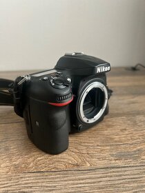 Nikon D7200 (+ 50mm f 1.8) - 2