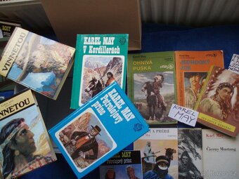 K.May-Ohnivá puška - il.Zd.Burian+4 komiksy - 2
