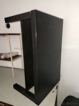 Konferenčí stolek černý - 2