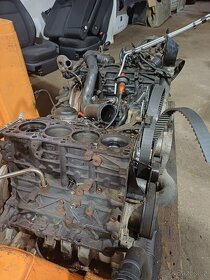 Spodek motoru 2.0 tdi 103 kw 16 v BKP - 2