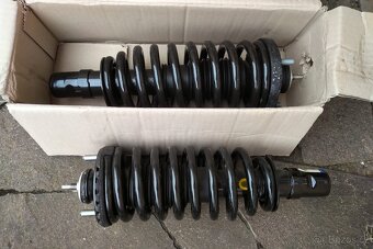 Přední Tlumiče + Pružiny, Set/Sestava Ssangyong Rexton I. - 2