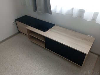 Skříňka pod TV - 2