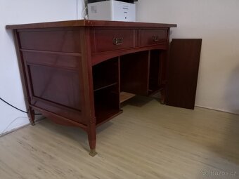 Starožitný psací stůl - 2