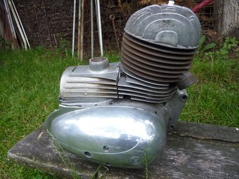 ČZ 175 motor - 2