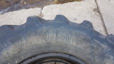 pneu BKT 480/65 R24 - 2