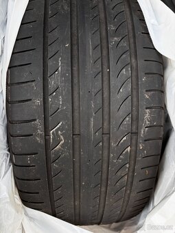 Pirelli 245/45 R18 - 2