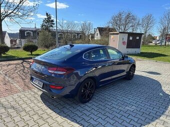 Hyundai i30 Fastback 1,4 T-GDI - 2