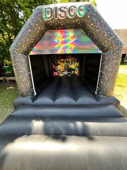 Pronájem skákacího hradu – Disco styl 🎉 - 2