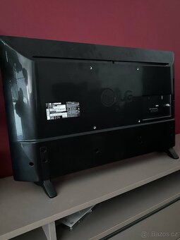 Prodám 2 identické televize LG. - 2