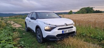 Citroën c4 1,2 l 74kw 100 S&S PureTech live pack bílá - 2