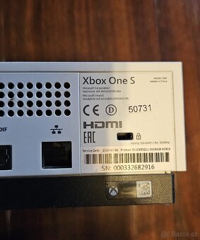 XBOX One S 500GB s mechanikou - 2