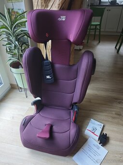 Autosedačka BRITAX RÖMER Kidfix III S 2023 Burgundy Red - 2