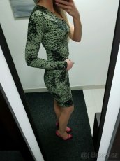 Nove khaki saty Takko - 2