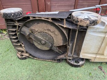 Sekačka elektrická - 2