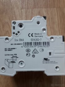 jistič Siemens C2 - 2