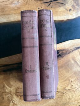 Prodám dva svazky Domácí Lékařka - 2