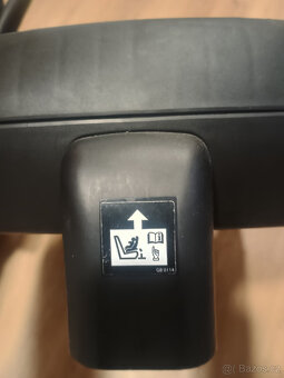 Dětská autosedačka - 2