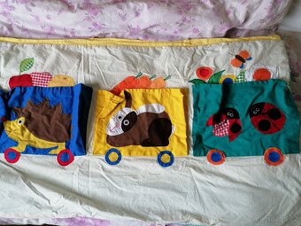 děstský kapsář na zeď - 2