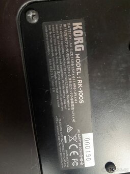 Prodám keytar KORG model RK-100S - 2