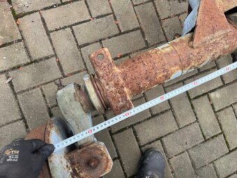 Brzděná náprava 3500 kg - 2