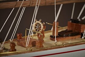 Dřevěný model lodi Endeavour 1934 - 2