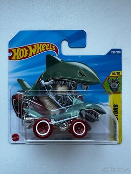2x Hot Wheels TH "Shark bite" - 2