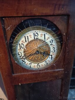 Starožitné hodiny. - 2