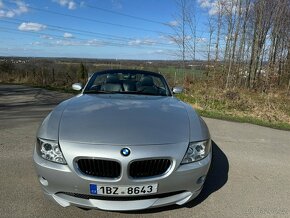 BMW Z4 E85 2.5i manual - 2